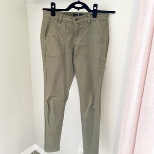 Banana Republic Utility Mid Rise Jeans in Olive